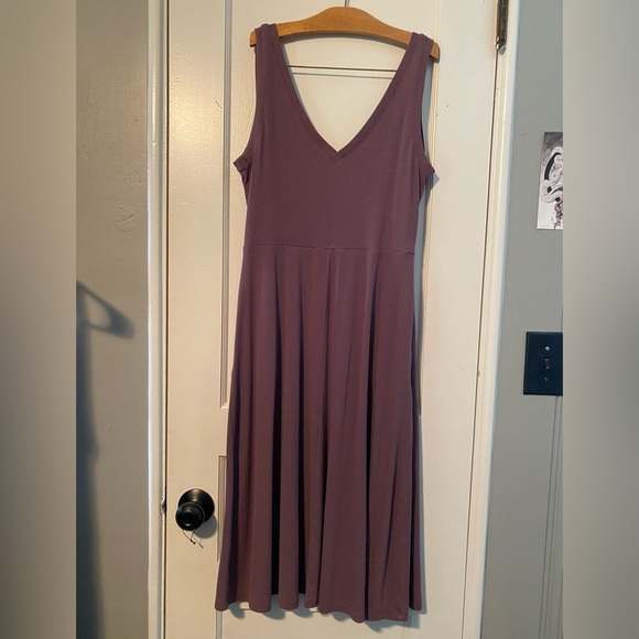 A New Day Dusty Purple Ribbed V-Neck A-Line Sleeveless Midi Pocket Dress Size L - Picture 2 of 4